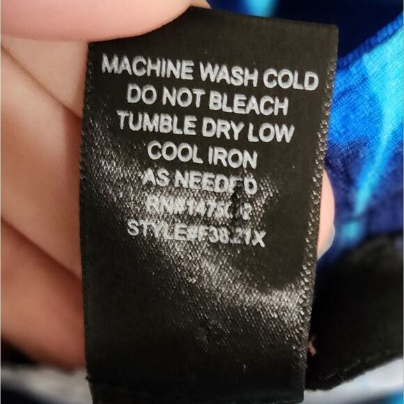 Ashley Stuart Blue Diamond Tie Dye V Neck Caftan Dress Cover Up Resort Cruise - Picture 6 of 8